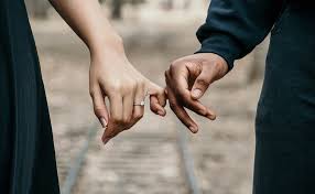 Kết hôn giả để nhập hộ khẩu có sao không?